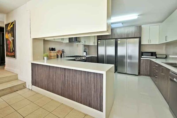 Room 2 (Non Ensuite) - Photo 1