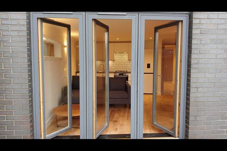 1 Bed Flat, London Road, G1 - Photo 2