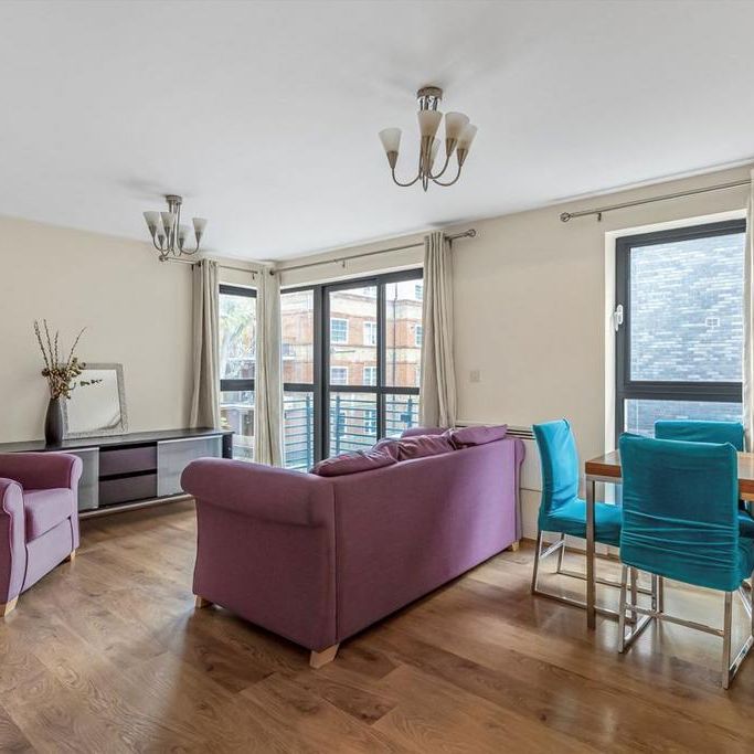 1 bedroom flat to rent - Photo 1