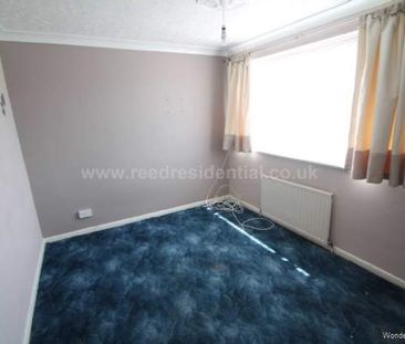 3 bedroom property to rent in Canvey Island - Photo 2