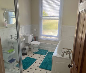 6 Bed Terraced House, Dean Lane, BS3 - Photo 1