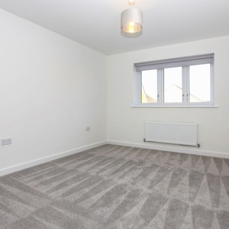 4 bedroom house - Photo 1