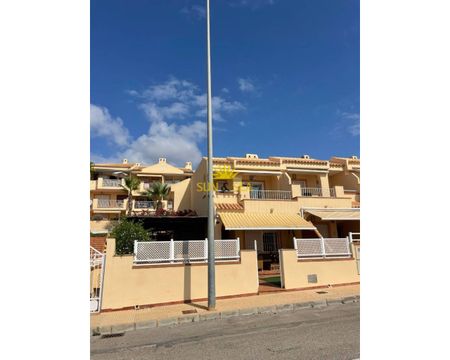 3-BEDROOM SEMI-DETACHED HOUSE - ORIHUELA COSTA - Photo 2