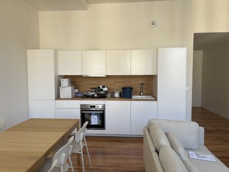 Location Appartement 3 pièces 68m² BORDEAUX 33300 - Photo 5