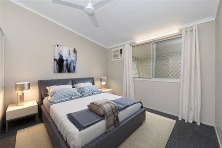 3 BEDROOM HOME IN POPULAR SUBURB - Photo 2