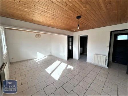 Appartement à louer 4 pièces 68.39m² - Photo 3