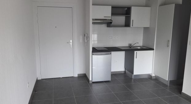 location Appartement T2 DE 42.02m² À COLOMIERS - Photo 1