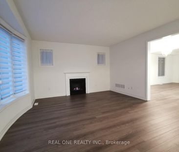 For Lease - 22 Cloverridge Avenue Unit# Main, East Gwillimbury, Ont... - Photo 3