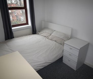 2 Bedroom Apartment - Photo 1