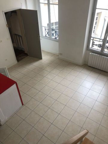 Appartement Versailles 2 pièces en duplex 31.65 m2 - Photo 3