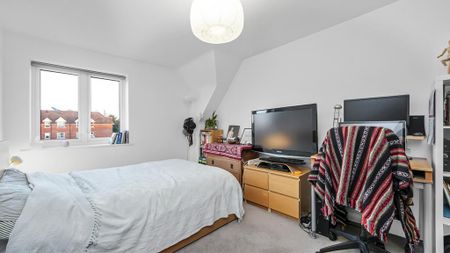 2 bedroom flat to rent - Photo 3