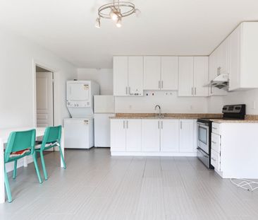 For Lease - 41 Pulpwood Crescent Unit# Main, Richmond Hill, Ontario - Photo 2