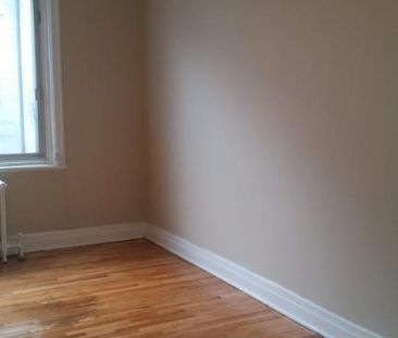 🌟**CONDO SPACIEUX, LUMINEUX ET ENSOLEILLÉ – 2 CHAMBRES FERMÉES - Photo 4