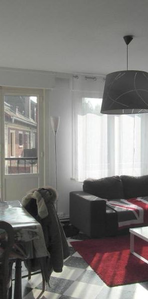 Location Appartement 3 pièces 70m² LA MADELEINE 59110 - Photo 1