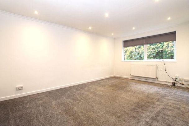 2 bedroom maisonette to rent - Photo 1