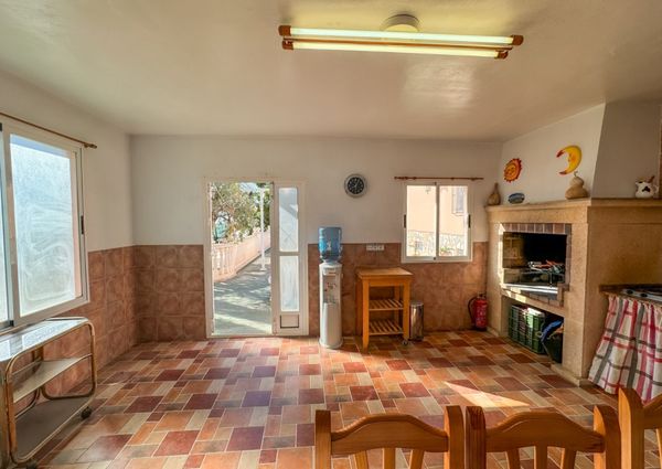 Elche · partida jubalcoy Chalet · Long Rental Period