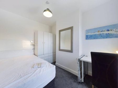 4 bedroom house share to rent - Photo 4