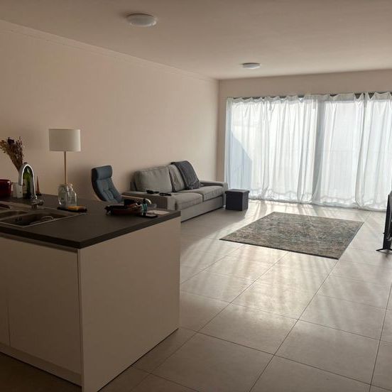 Appartement te huur - Photo 1