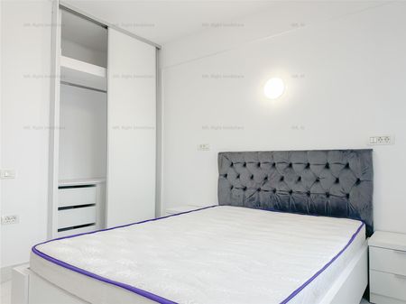Apartament 3 camere central cu parcare si priveliste - Photo 4