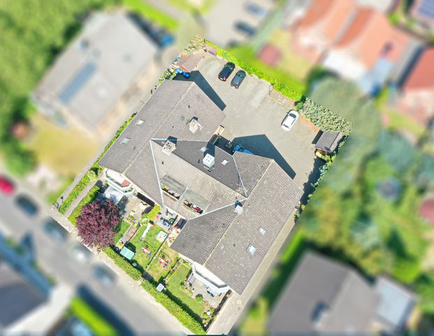 In Citynähe – Renovierte 4-Zimmerwohnung im Erdgeschoss zur Miete! - Photo 1