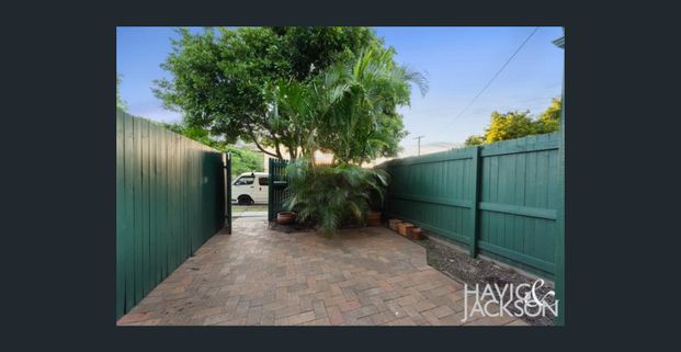 CLOSE TO NUNDAH VILLAGE AND ALL AMENITIES - Photo 1