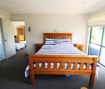 Charming on Waimaire - Photo 6