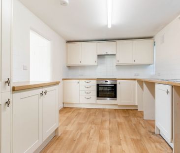 Eastern Road, Wivelsfield Green, RH17 - Photo 2