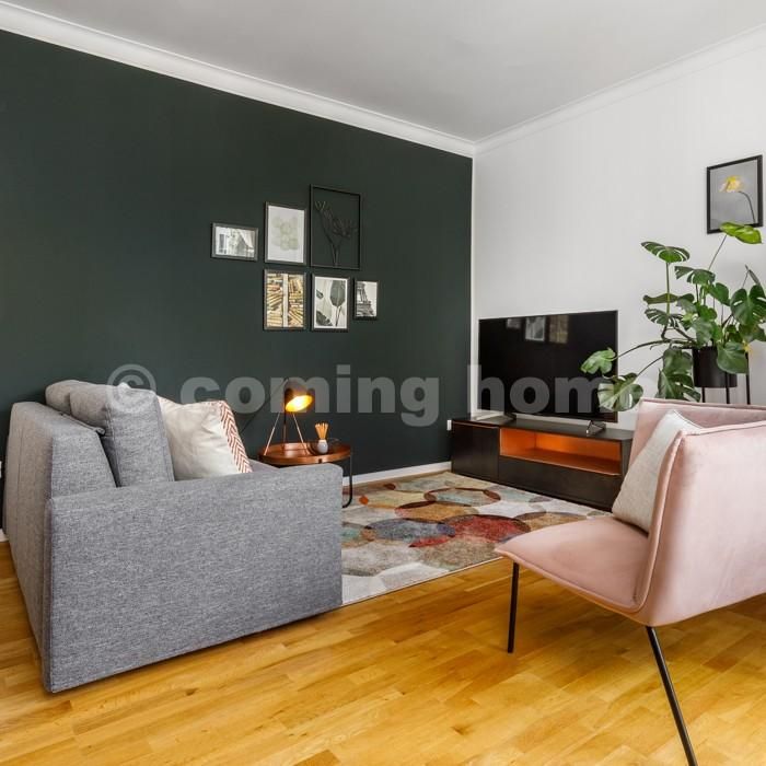 Best place in town - Photo 1