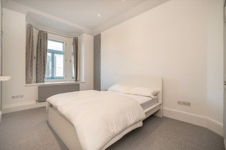 Langham Mansions, Earls Court, SW5, London - Photo 4