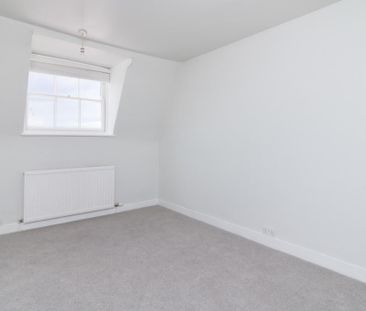 3 bedroom apartment to rent - Photo 4
