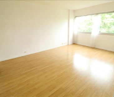 Location Appartement 1 pièce 31m² - Photo 2
