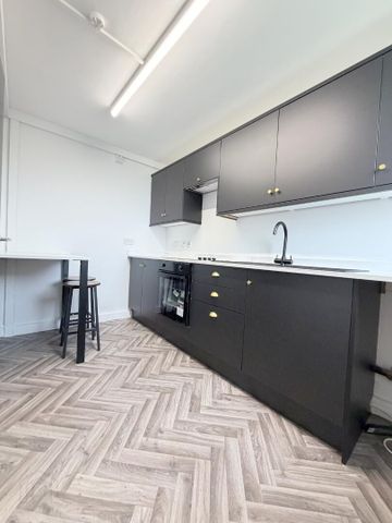 12a Moveen House, Benmore Drive, BT100EF, Finaghy - Photo 5