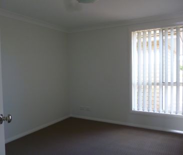 2 Bedroom unit in popular South Lakes Estate - Photo 5
