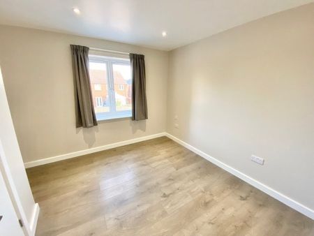 Danelaw Court, Hinckley, LE10 - Photo 3