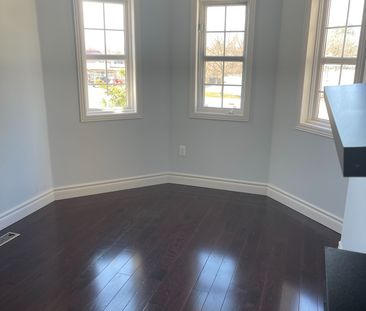 For Lease - 9031 Yonge Street, Richmond Hill, Ontario - Photo 2