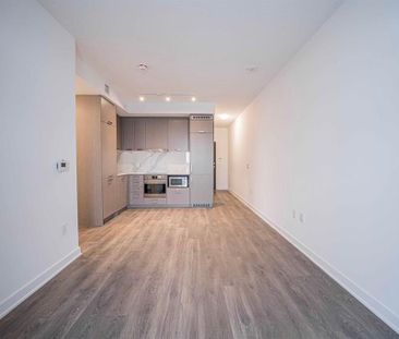 For Lease - 10 Honeycrisp Crescent Unit# 902, Vaughan, Ontario - Photo 4