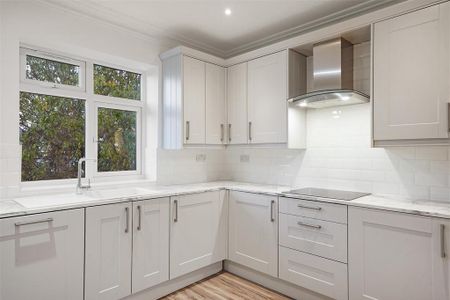 3 bedroom detached house to rent - Photo 5