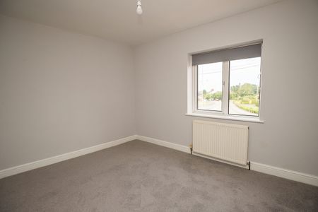 Mold Road, Buckley - Photo 3