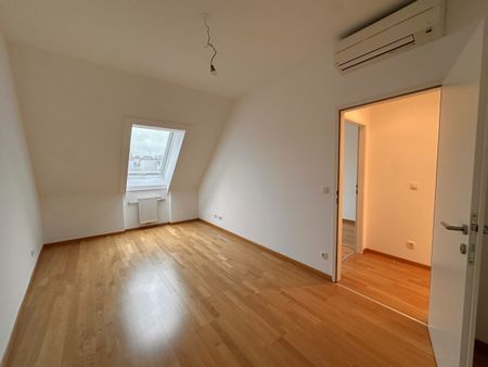 Moderne Wohnung mit Dachterrasse - Photo 4