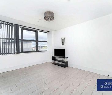 Manhattan House, Manhattan Business Park, West Gate, London, W5 - Photo 2