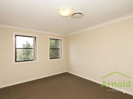 2 BEDROOM TOWNHOUSE - Photo 2