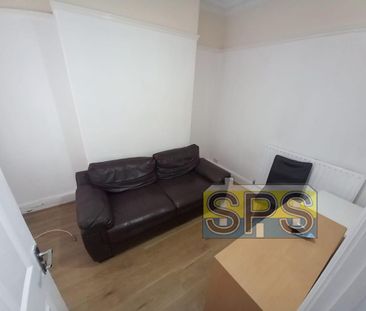 Leek Road, Stoke-on-Trent - Photo 3