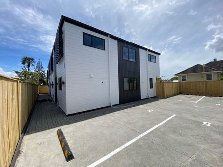 Unit 4, 36 Watts Road, Manurewa, Auckland - Photo 2