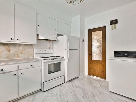 1827 Rue du Collège - Photo 3