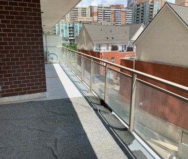 For Lease - 5101 Dundas Street Unit# 308, Toronto, Ontario - Photo 4