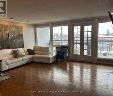 282 KING STREET W - Photo 2