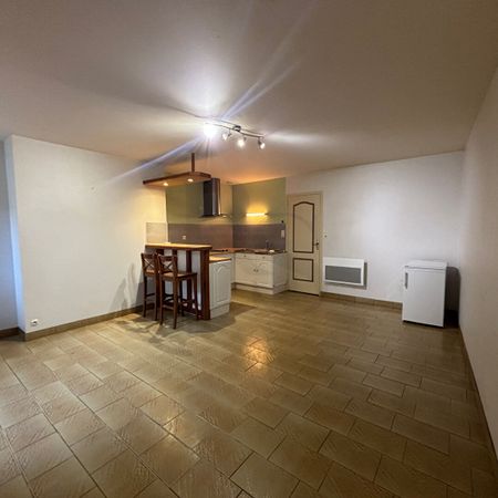Location Appartement 2 pièces 40m² - Photo 3