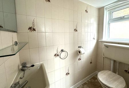 3 bedroom detached house to rent - Photo 5