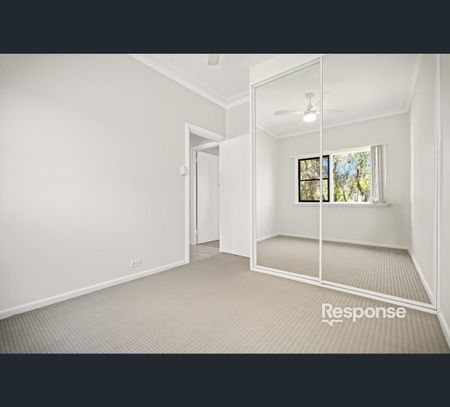 78 Penrose Crescent, South Penrith, NSW 2750 - Photo 5