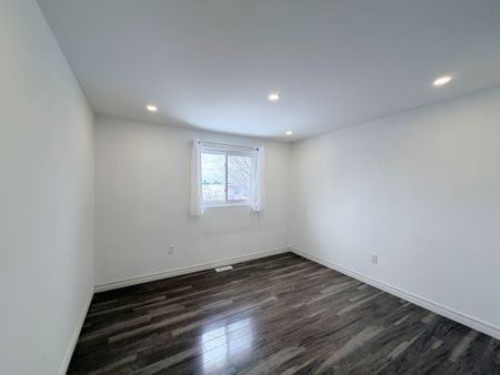 For Lease - 62 Truro Crescent, Toronto, Ontario - Photo 4